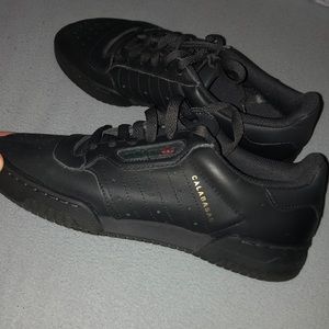 Adidas Yeezy Calabasas